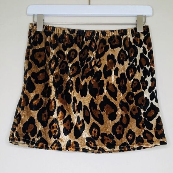 Leopard Print Velour Velvet Style Mini-Skirt - Picture 3 of 9